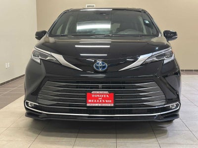 2022 Toyota Sienna Platinum