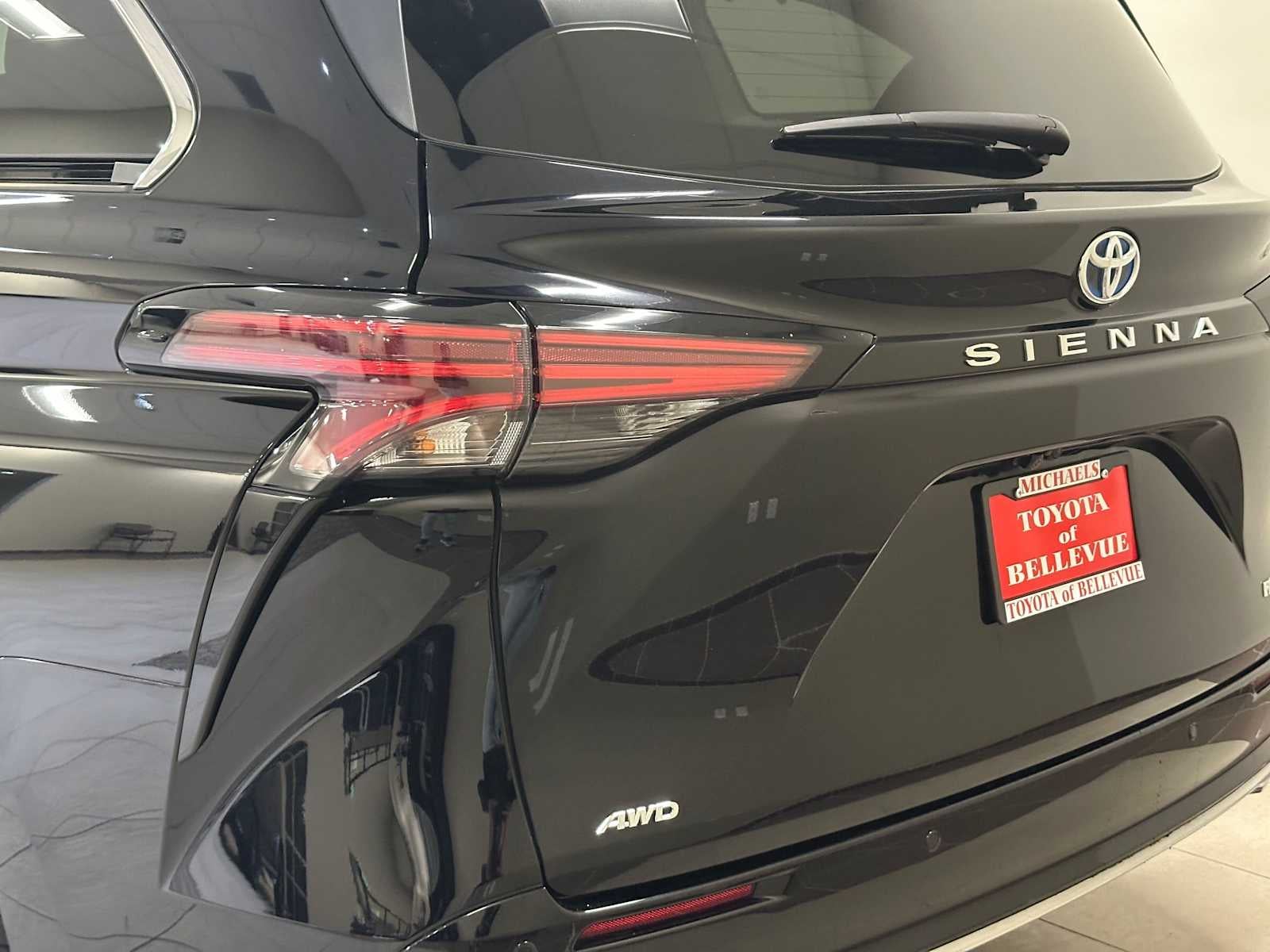 2022 Toyota Sienna Platinum