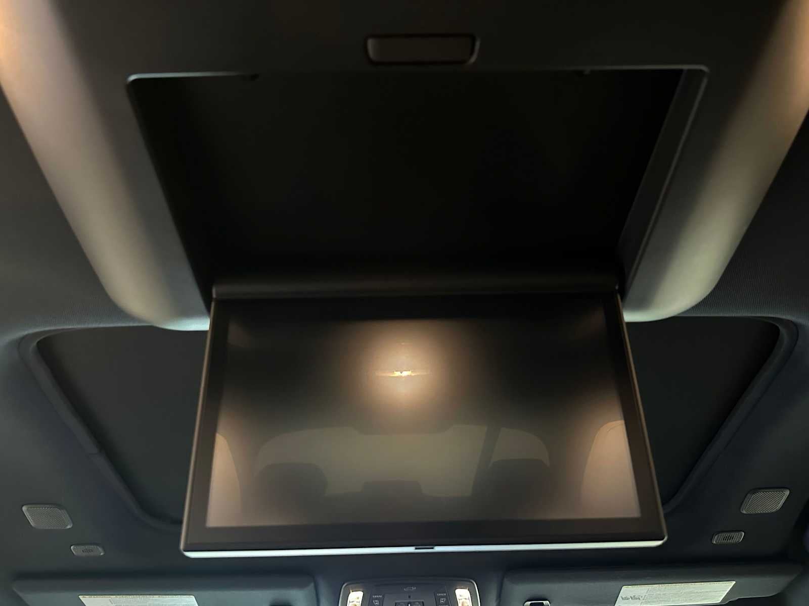 2025 Toyota Sienna Platinum