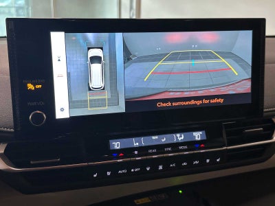 2025 Toyota Sienna Platinum