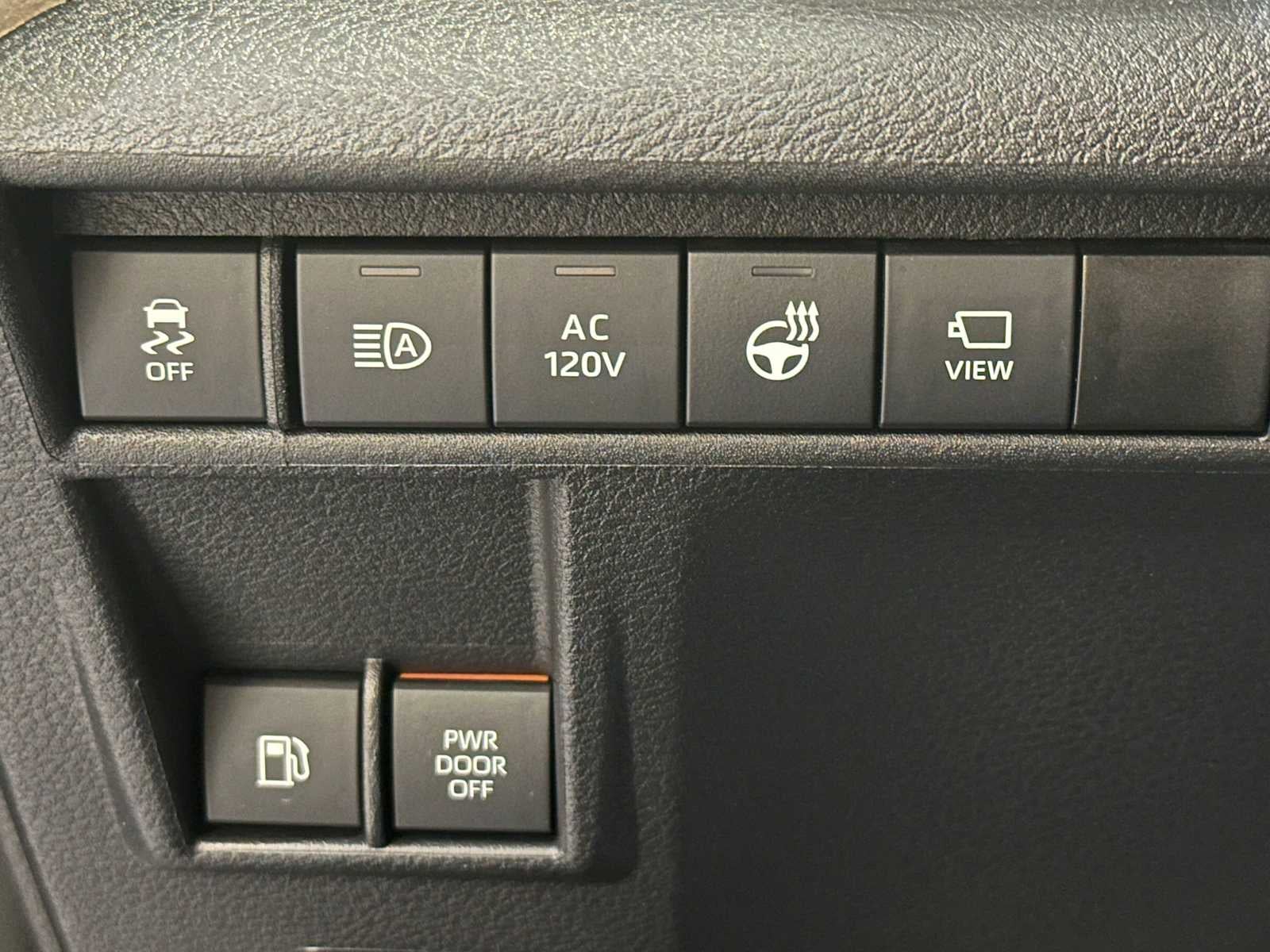 2025 Toyota Sienna Platinum