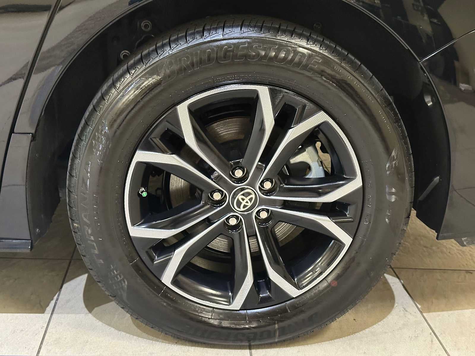 2025 Toyota Sienna Platinum