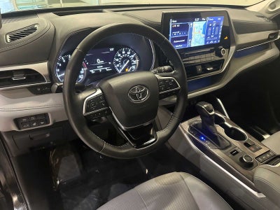 2020 Toyota Highlander Platinum