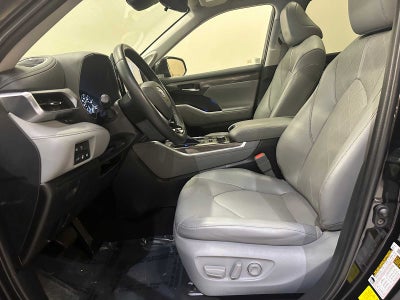 2020 Toyota Highlander Platinum