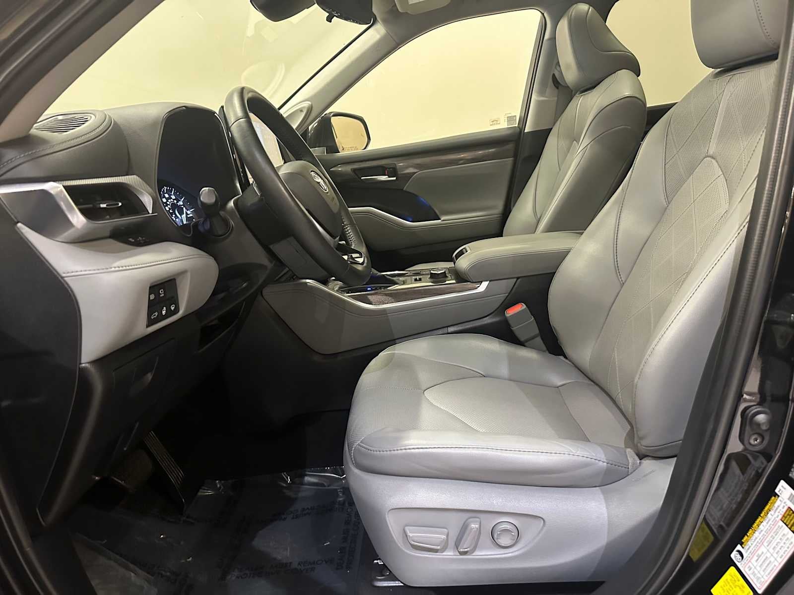 2020 Toyota Highlander Platinum