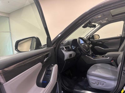 2020 Toyota Highlander Platinum