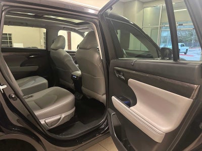 2020 Toyota Highlander Platinum