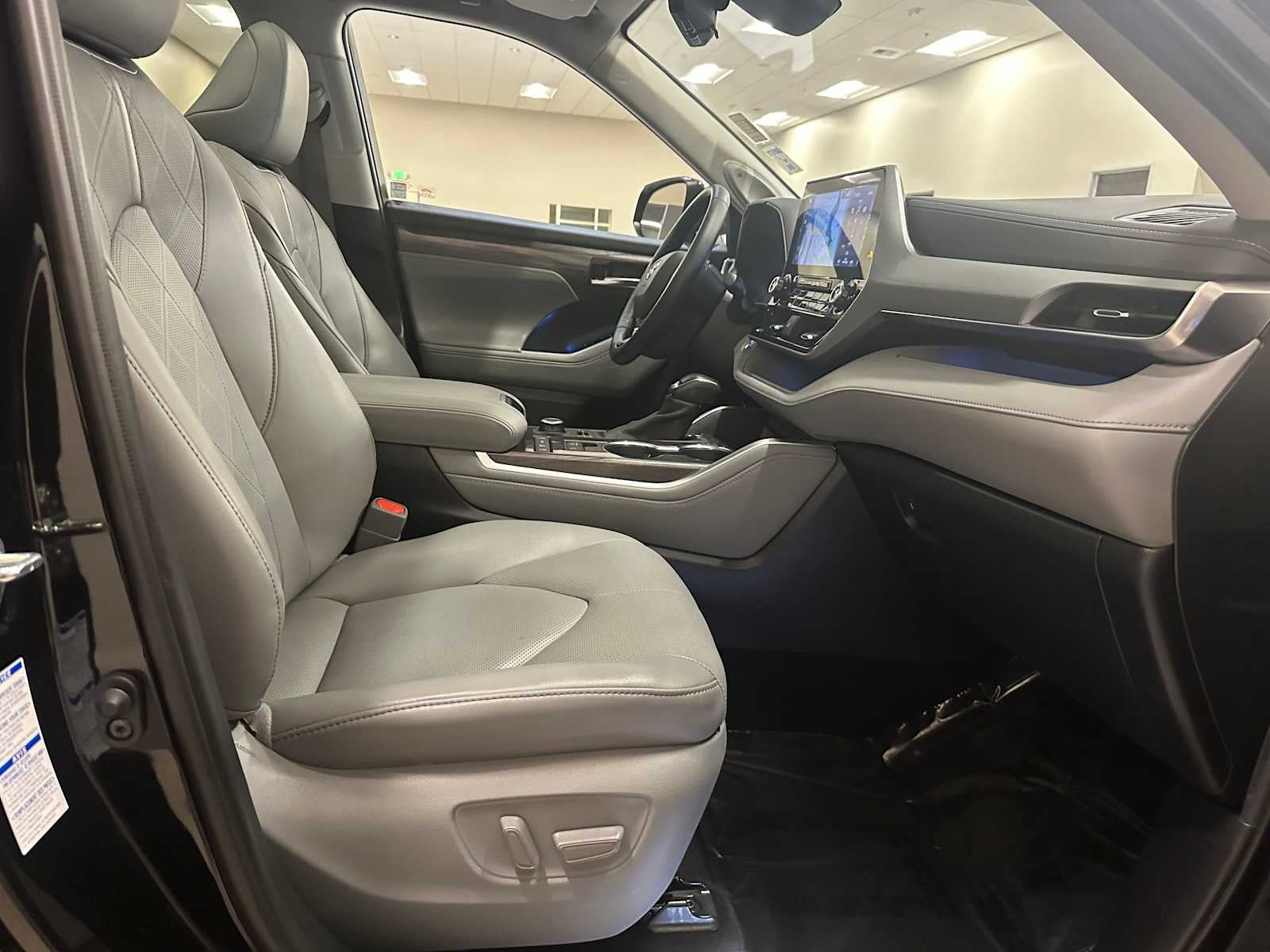 2020 Toyota Highlander Platinum