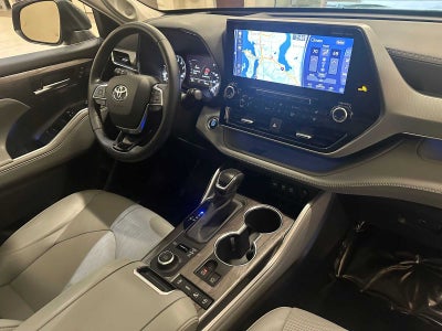 2020 Toyota Highlander Platinum