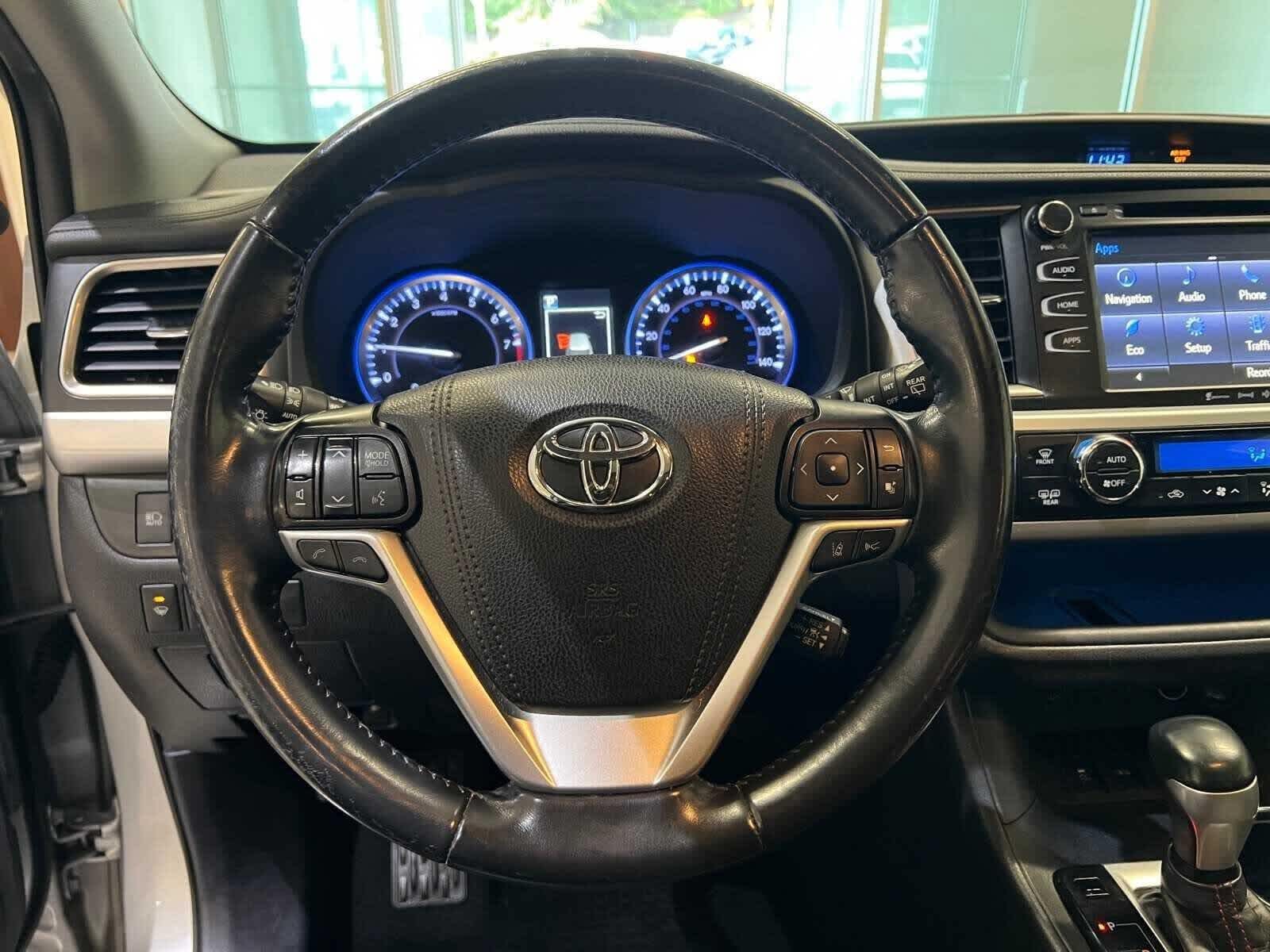 2019 Toyota Highlander SE