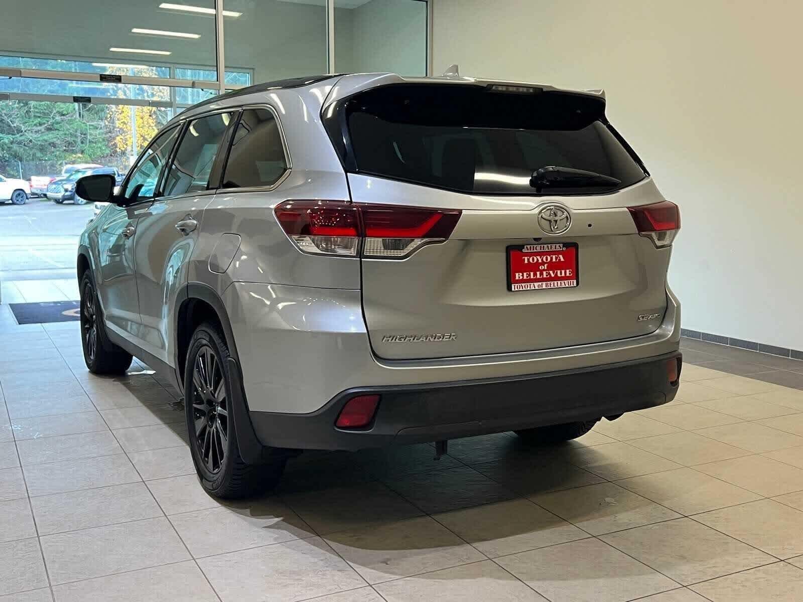 2019 Toyota Highlander SE