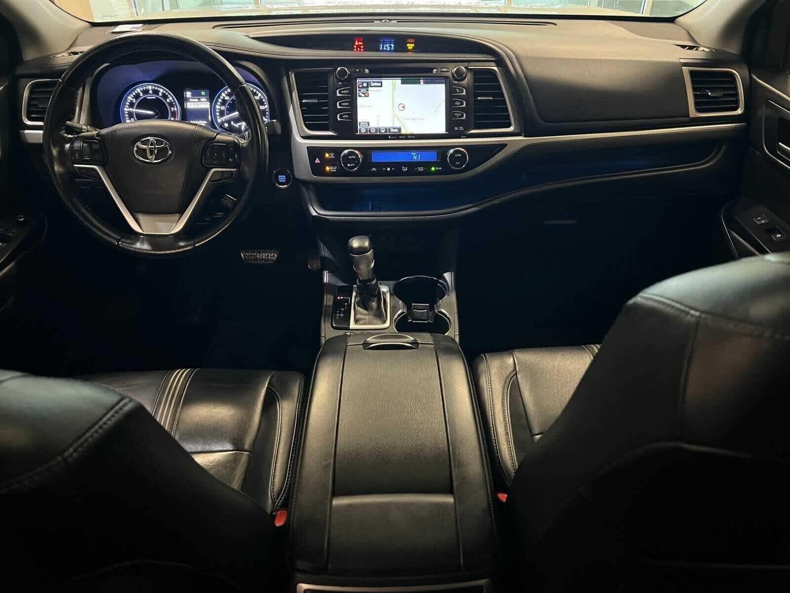 2018 Toyota Highlander SE