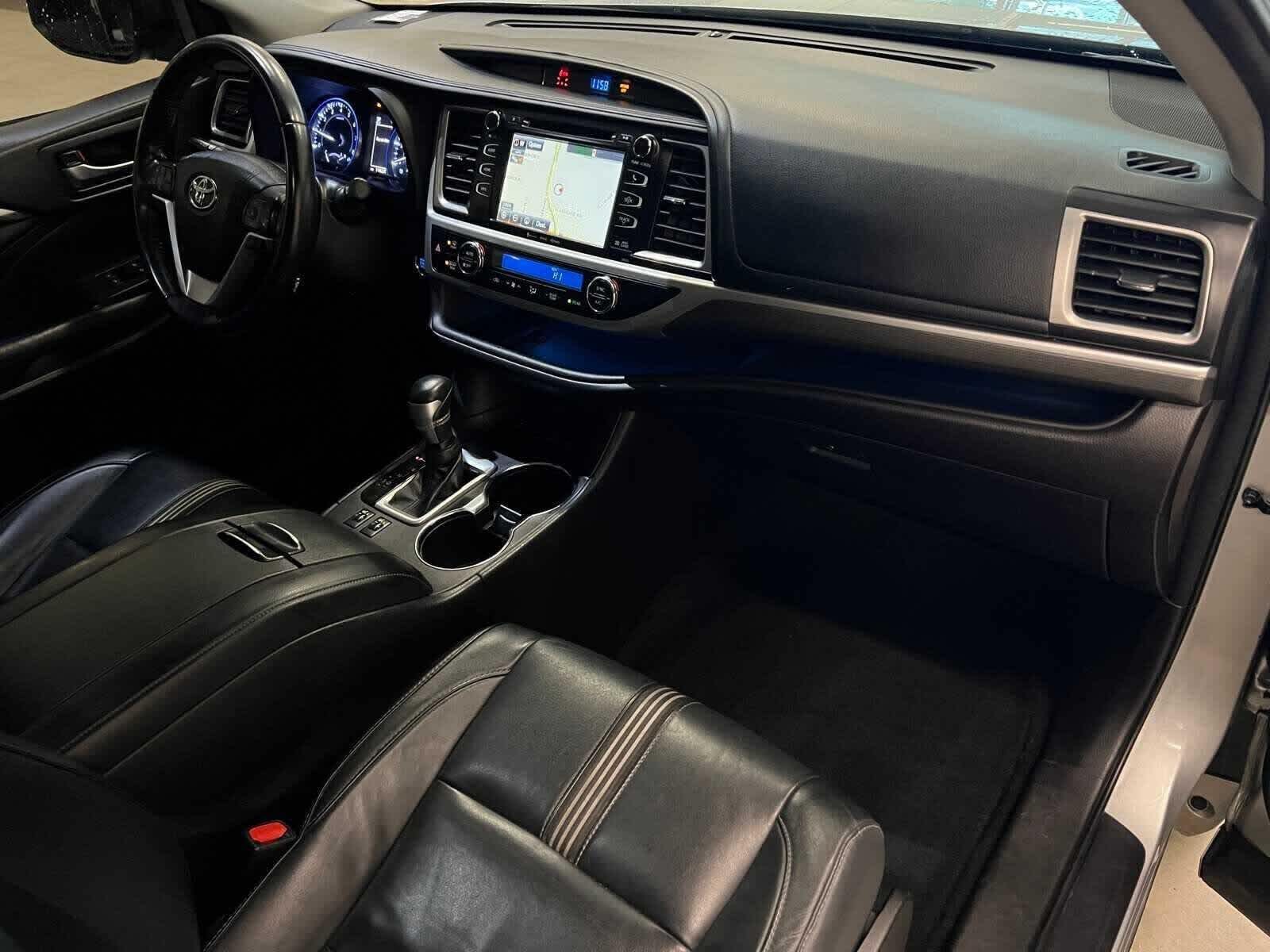 2018 Toyota Highlander SE