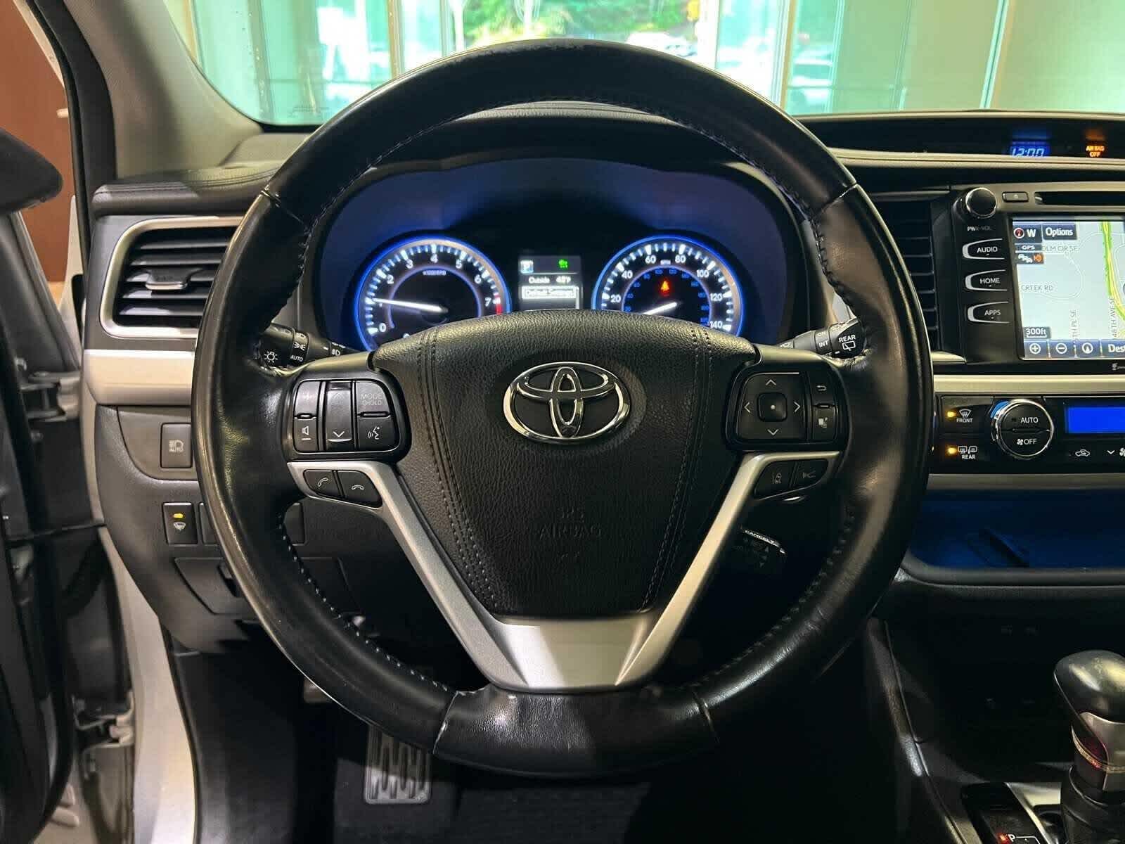 2018 Toyota Highlander SE