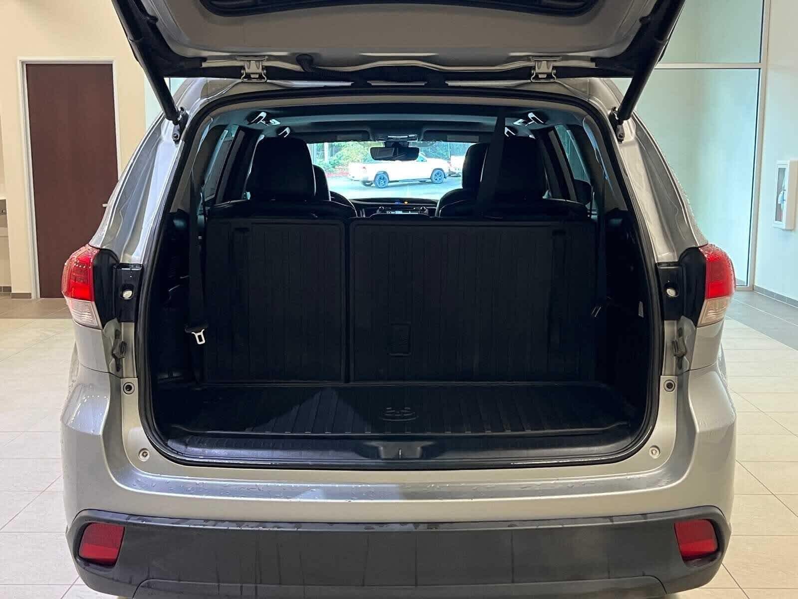 2018 Toyota Highlander SE