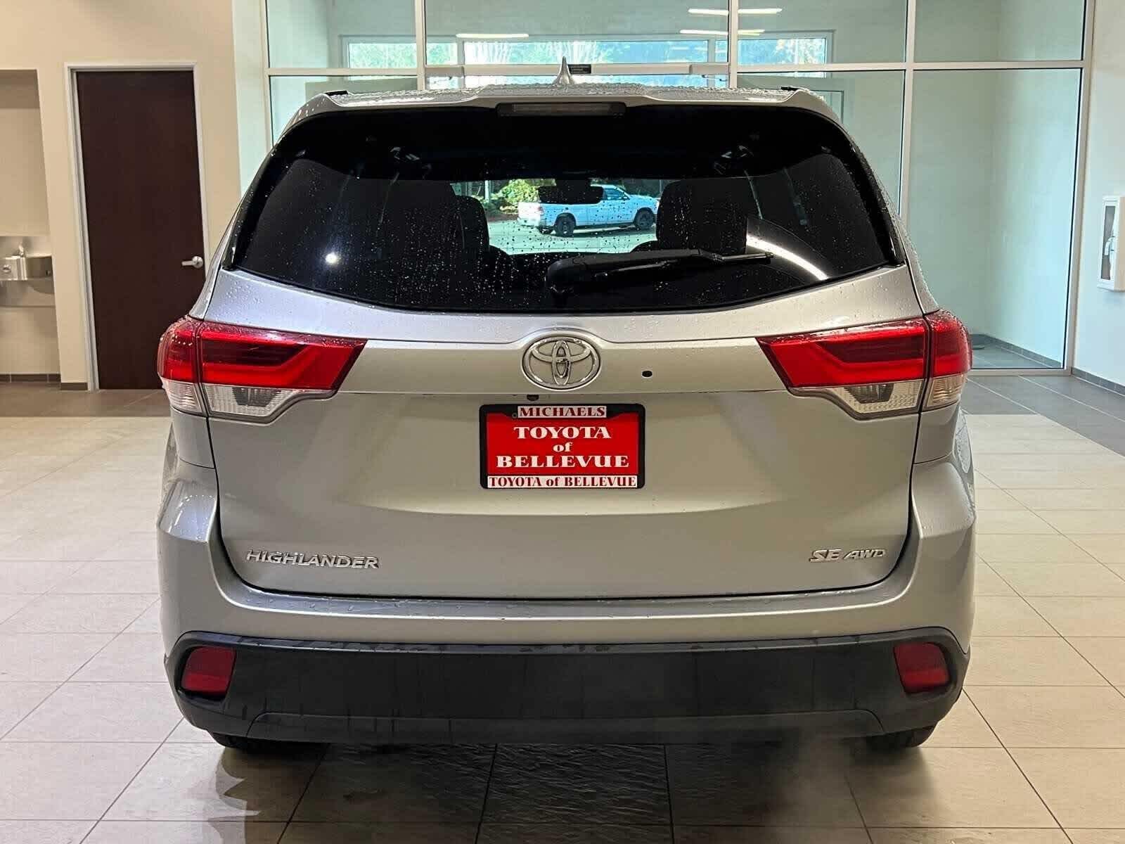 2018 Toyota Highlander SE