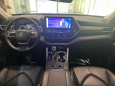 2025 Toyota Highlander Hybrid XLE