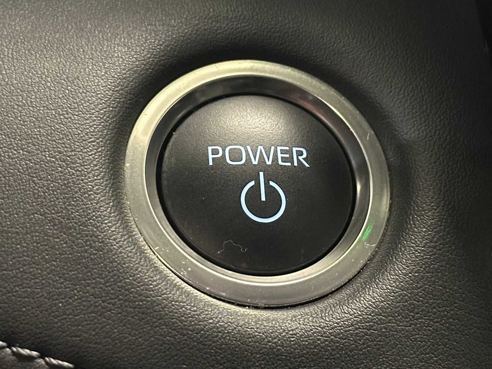 2025 Toyota Highlander Hybrid XLE