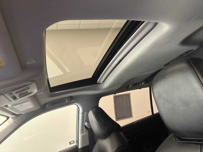 2025 Toyota Highlander Hybrid XLE