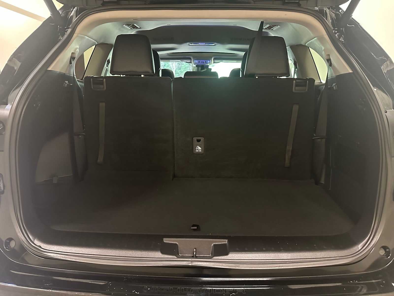 2025 Toyota Highlander Hybrid XLE