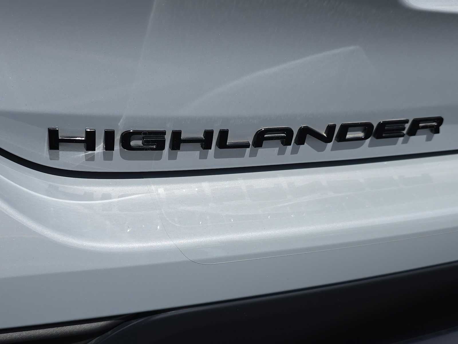 2025 Toyota Highlander Hybrid XLE Nightshade