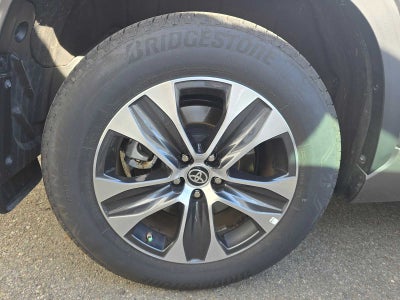 2025 Toyota Highlander Hybrid XLE