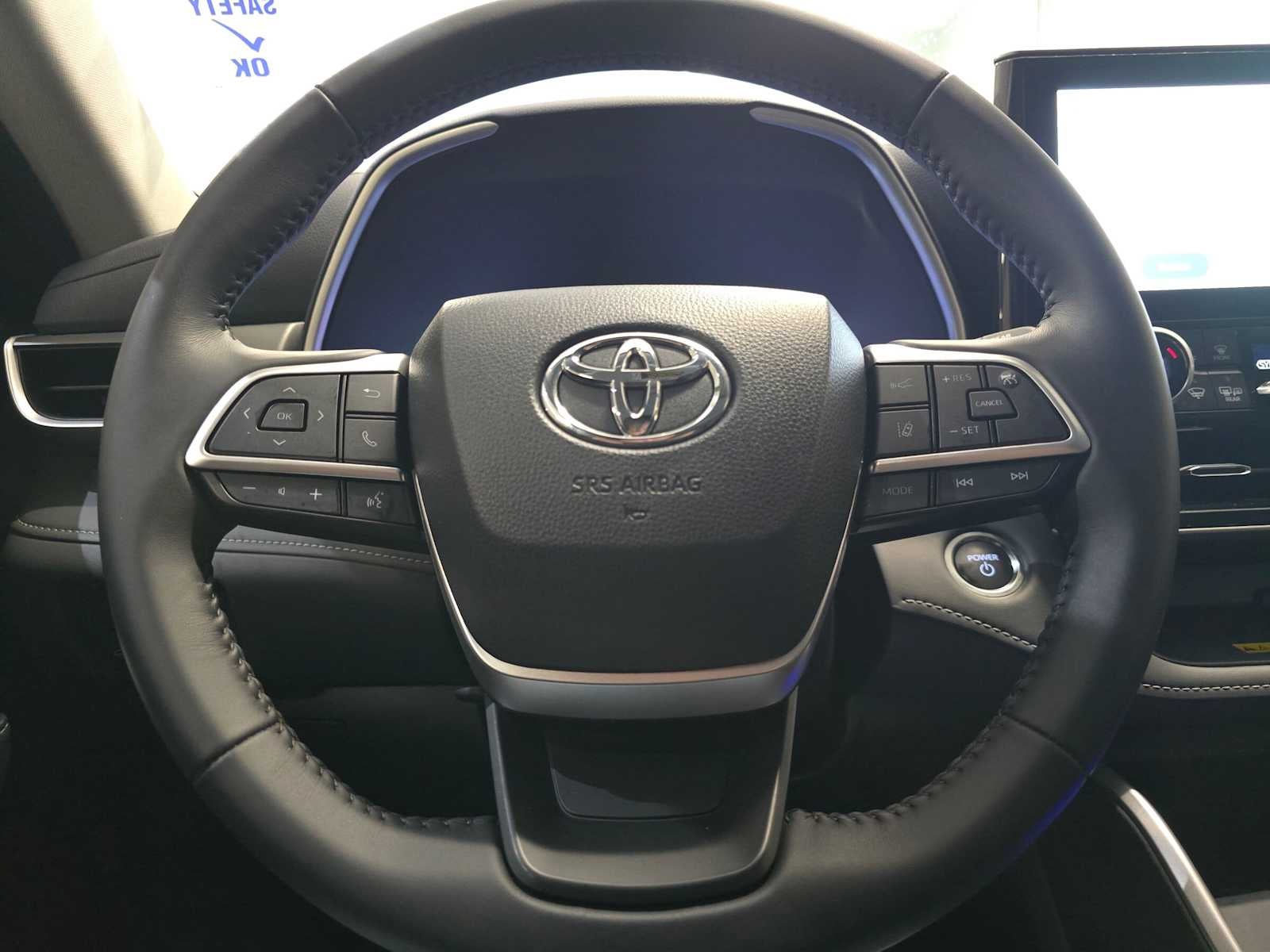 2025 Toyota Highlander Hybrid XLE Nightshade