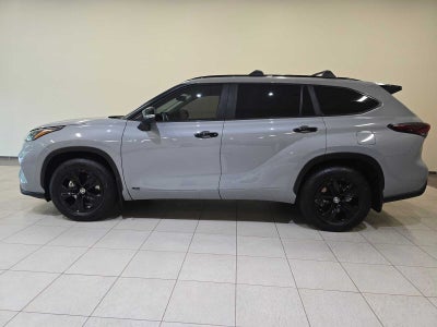 2025 Toyota Highlander Hybrid XLE Nightshade