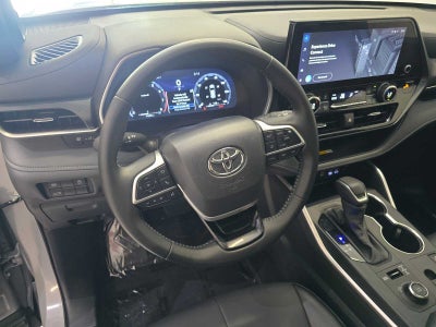 2025 Toyota Highlander XSE