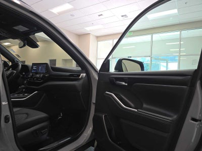 2025 Toyota Highlander XSE