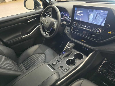 2025 Toyota Highlander XSE