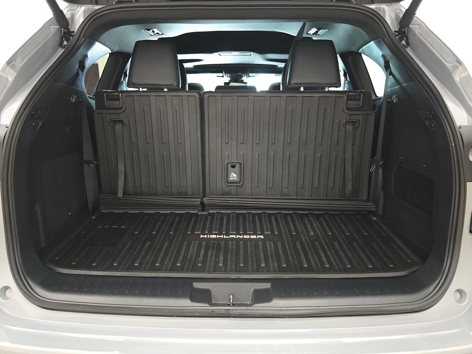 2025 Toyota Highlander XSE