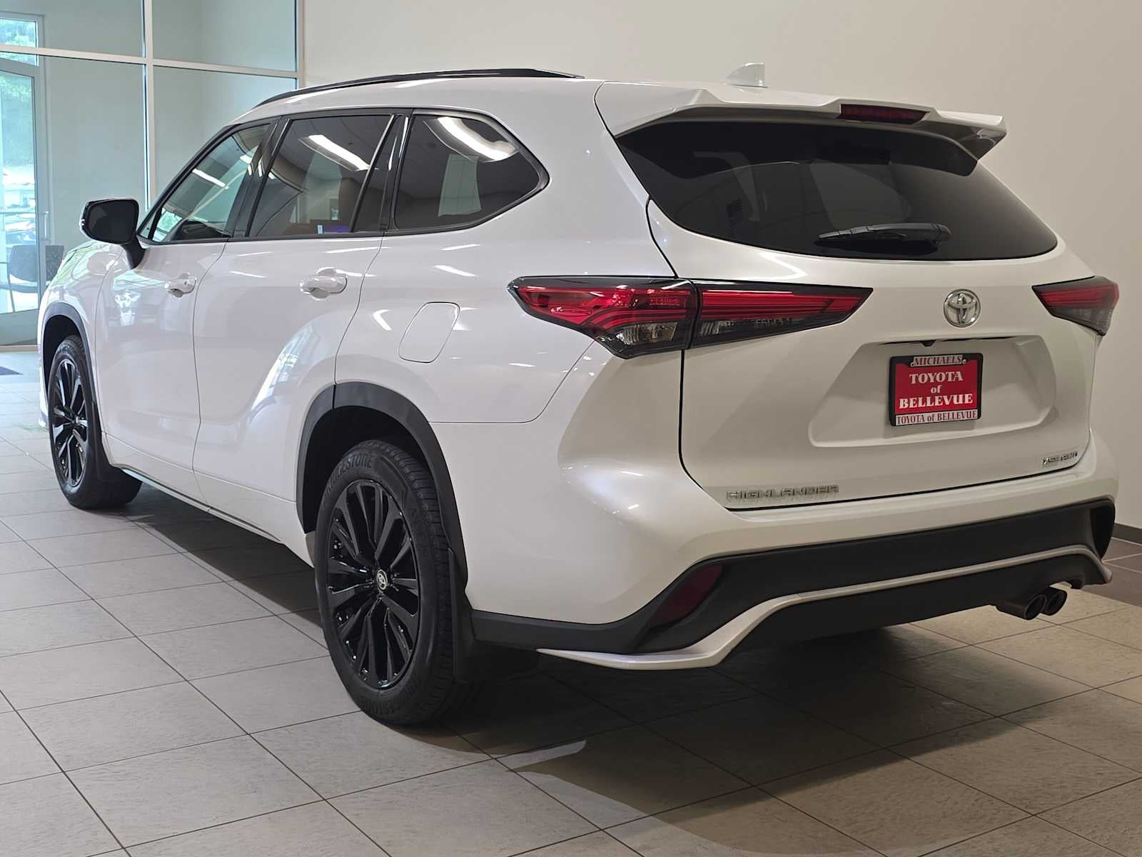 2023 Toyota Highlander XSE