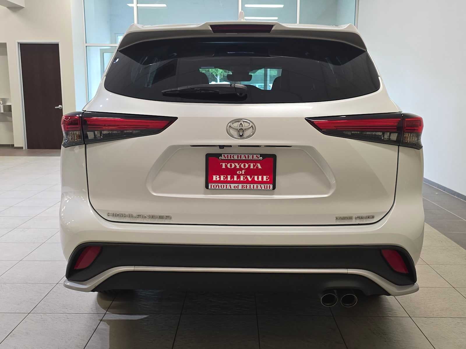 2023 Toyota Highlander XSE