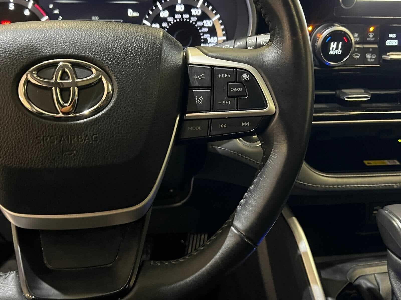 2023 Toyota Highlander XLE