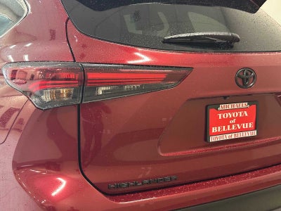 2025 Toyota Highlander XLE