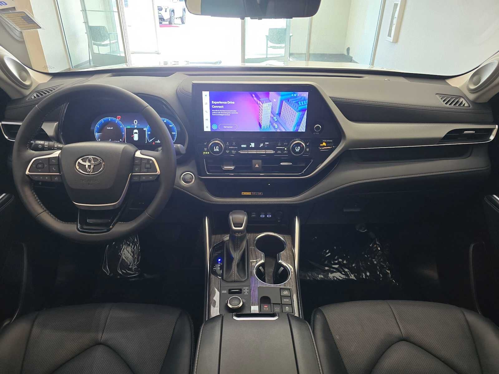 2025 Toyota Highlander Platinum