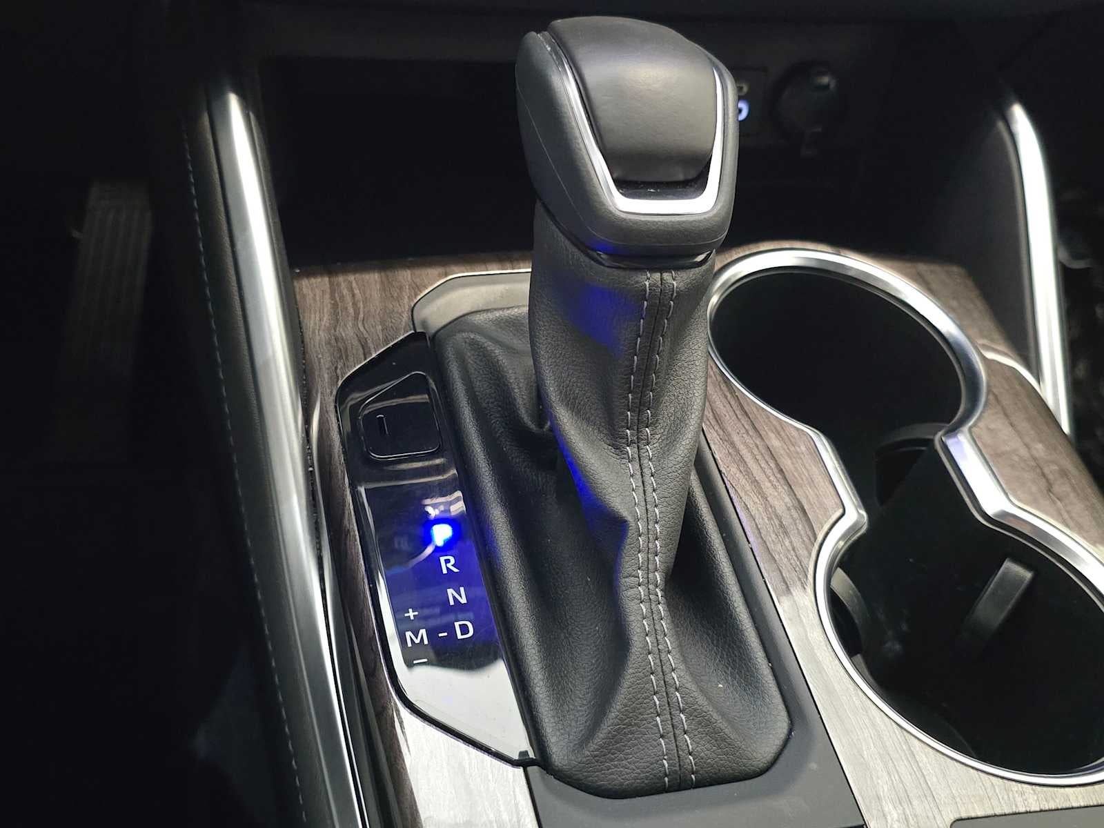 2025 Toyota Highlander Platinum