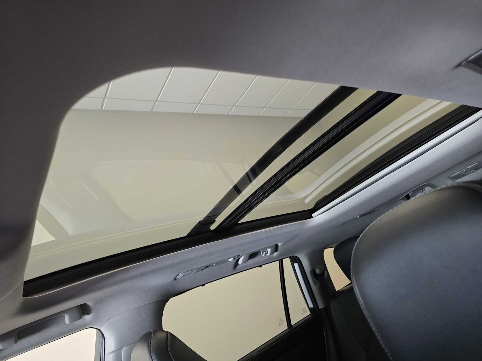 2025 Toyota Highlander Platinum