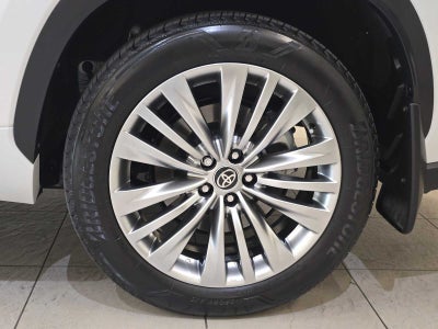 2025 Toyota Highlander Platinum
