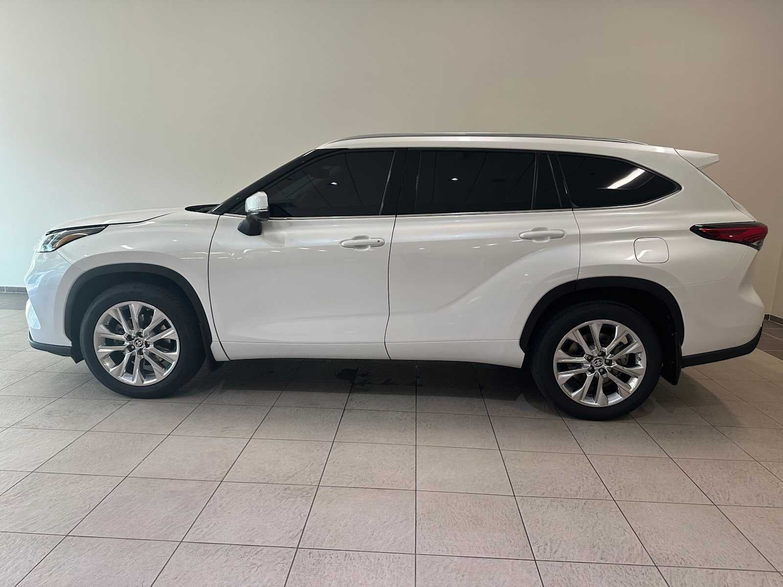 2023 Toyota Highlander Limited