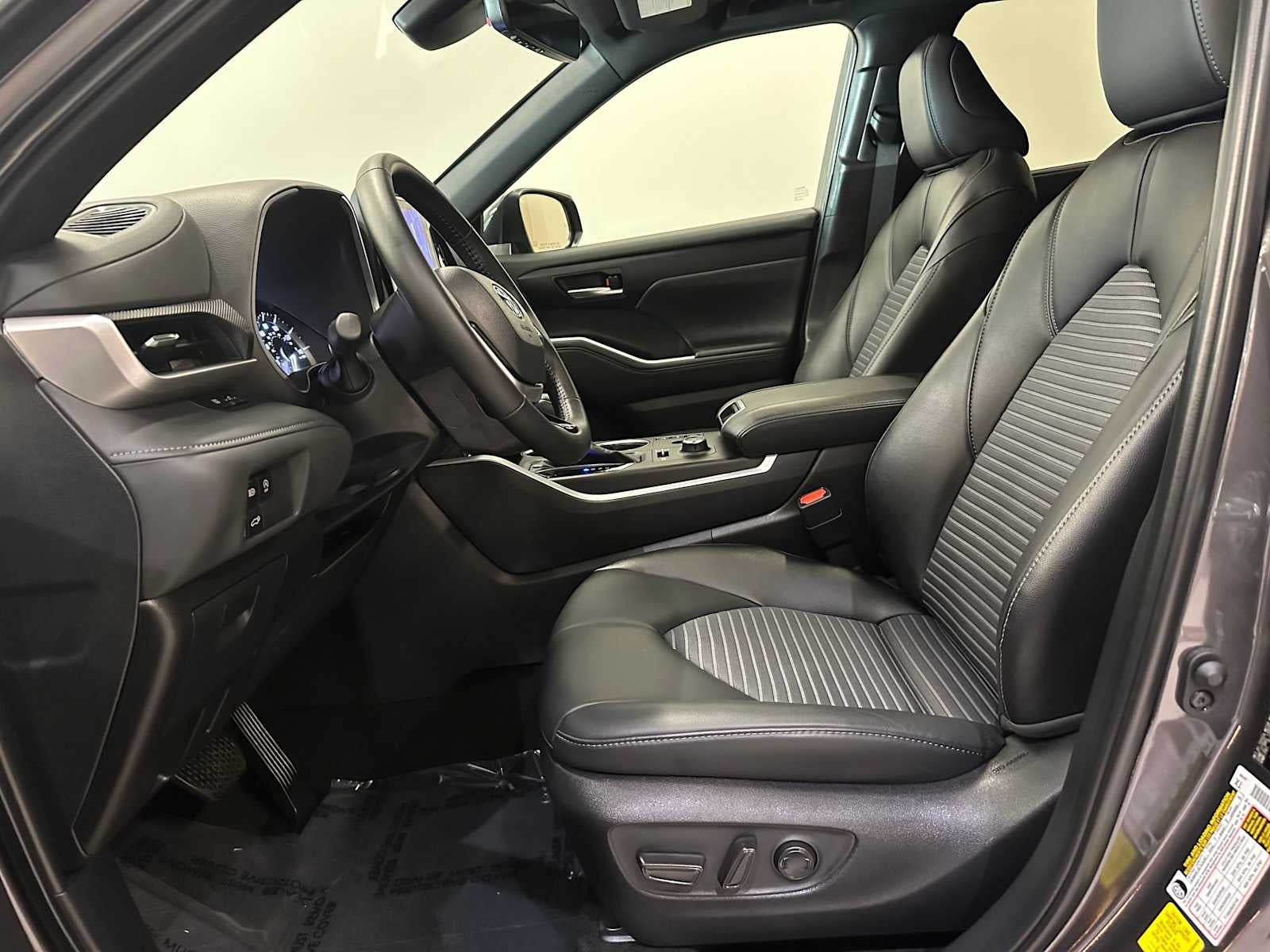 2024 Toyota Highlander XSE