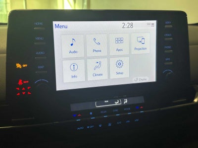 2022 Toyota Sienna LE