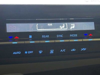 2022 Toyota Sienna LE