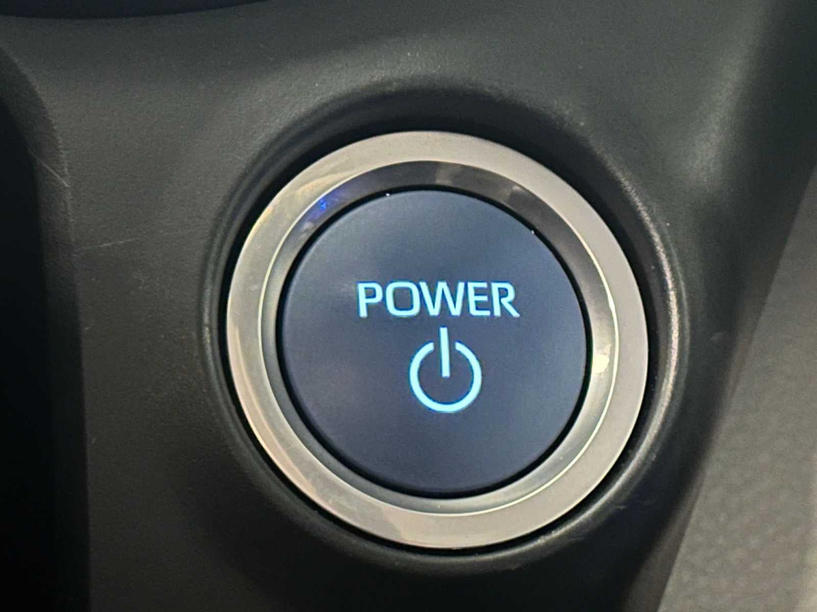 2022 Toyota Sienna LE