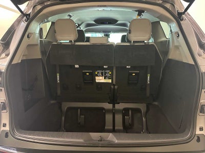 2022 Toyota Sienna LE