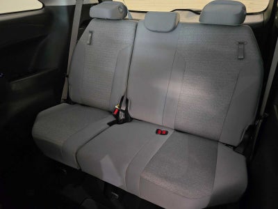 2025 Toyota Sienna LE