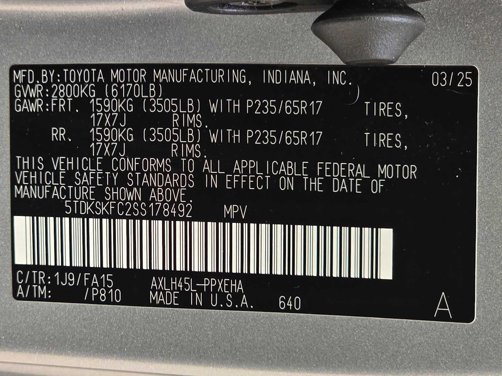 2025 Toyota Sienna LE