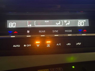 2025 Toyota Sienna LE