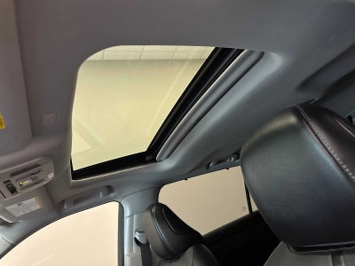 2022 Toyota Highlander Hybrid Limited